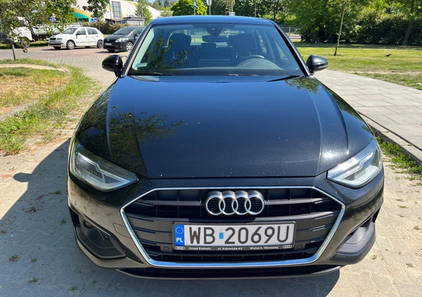Audi A4 cena 84000 przebieg: 147000, rok produkcji 2019 z Warszawa małe 631